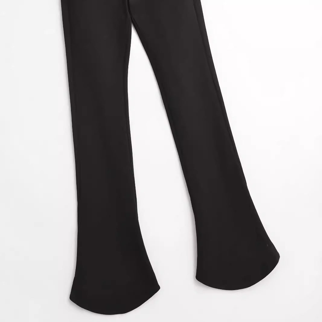 Low waisted suit with horseshoe pants for women